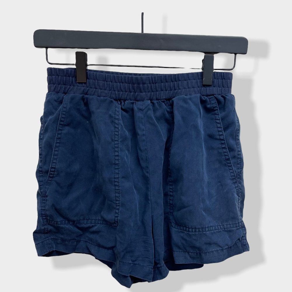 Bcbgmaxazria Blue Pull On Shorts